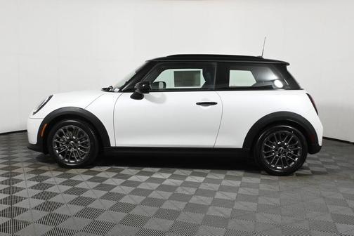 2025 MINI Hardtop SIGNATURE PLUS