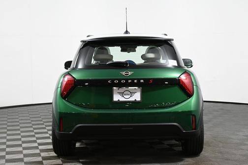 2026 MINI Hardtop SIGNATURE PLUS