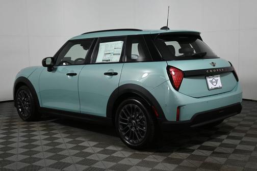 2026 MINI Hardtop ICONIC