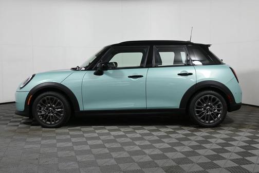 2026 MINI Hardtop SIGNATURE PLUS