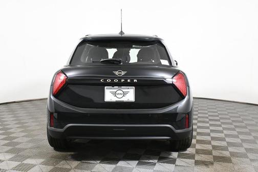 2026 MINI Hardtop ICONIC