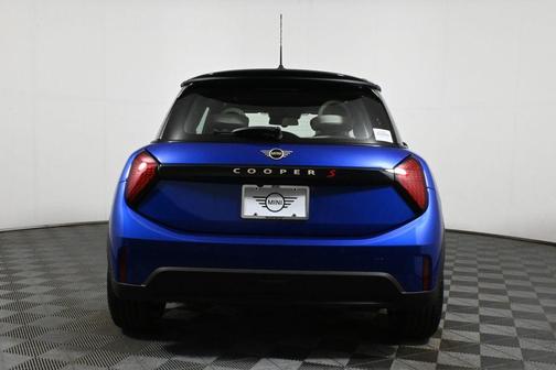 2025 MINI Hardtop SIGNATURE PLUS