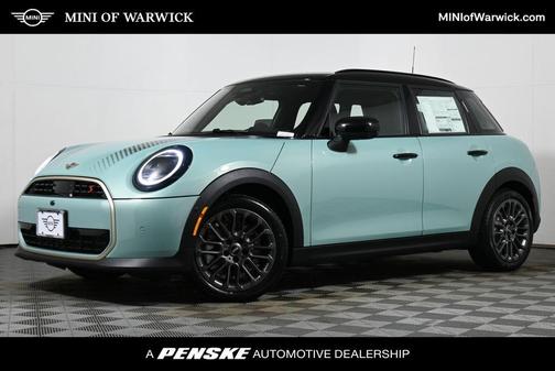 2026 MINI Hardtop ICONIC