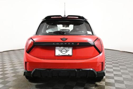 2026 MINI Hardtop ICONIC
