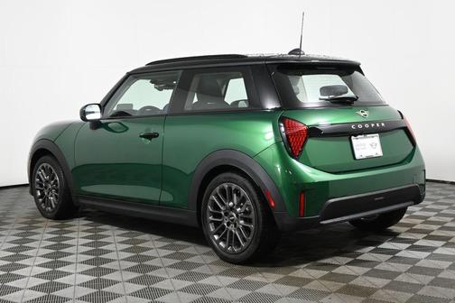 2025 MINI Hardtop SIGNATURE PLUS