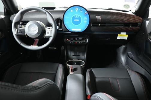 2026 MINI Hardtop ICONIC