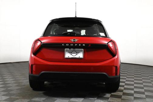2025 MINI Hardtop Cooper