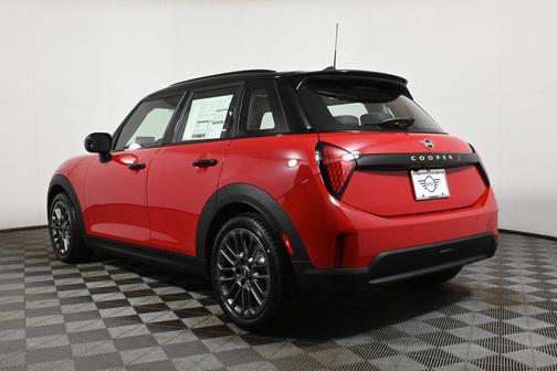 2025 MINI Hardtop Cooper