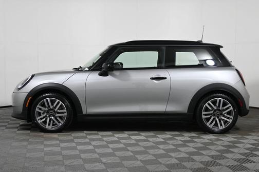 2026 MINI Hardtop SIGNATURE PLUS