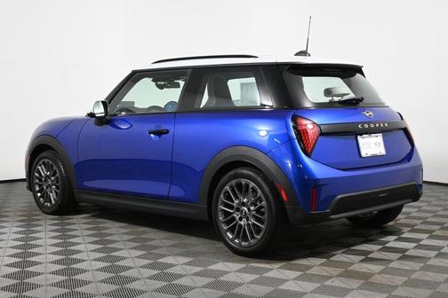 2025 MINI Hardtop Cooper