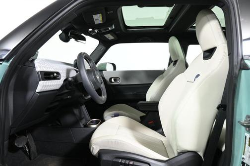 2025 MINI Hardtop ICONIC