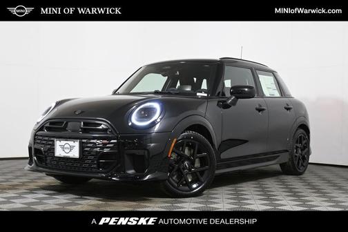 2026 MINI Hardtop ICONIC