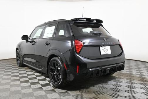 2026 MINI Hardtop ICONIC