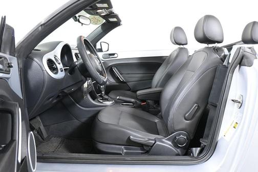 2015 Volkswagen Beetle 1.8T