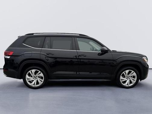 2022 Volkswagen Atlas 3.6L SE w/Technology