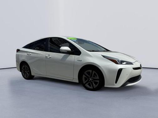 2019 Toyota Prius XLE