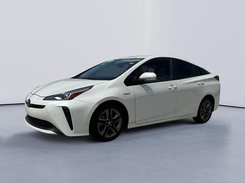 2019 Toyota Prius XLE