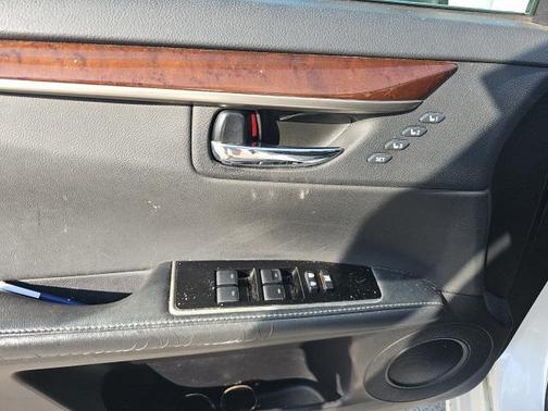 2016 Lexus ES 350 Base
