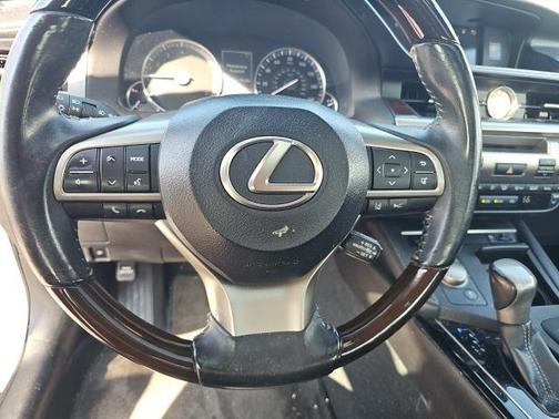 2016 Lexus ES 350 Base