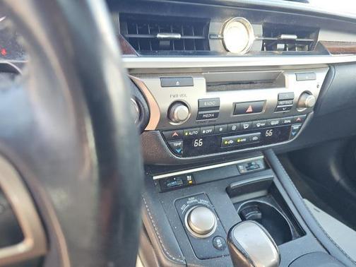 2016 Lexus ES 350 Base