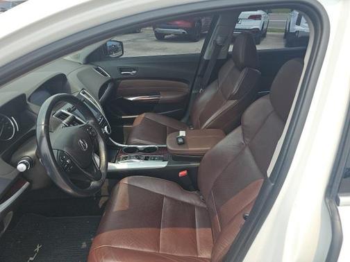 2017 Acura TLX w/Technology Package