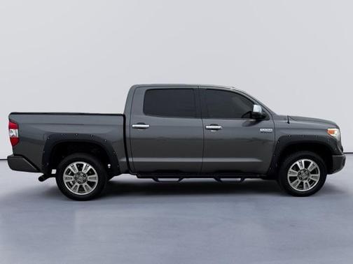 2017 Toyota Tundra Platinum
