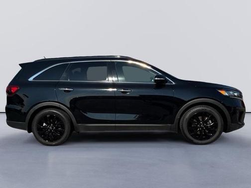 2019 Kia Sorento S