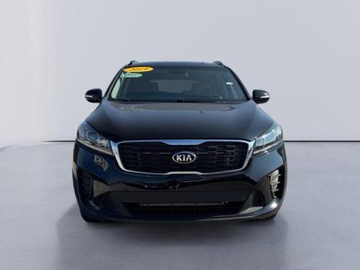 2019 Kia Sorento S