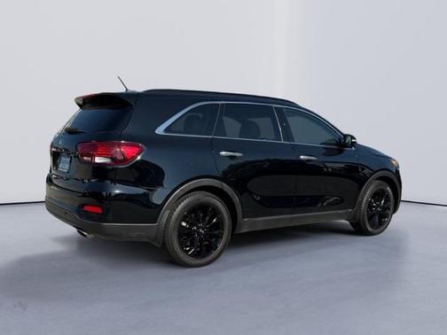 2019 Kia Sorento S