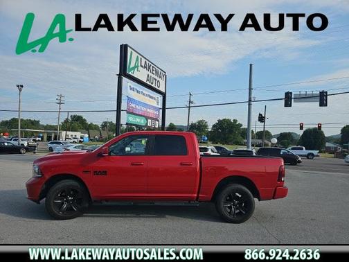 2018 RAM 1500 Night Crew Cab 4x4 5'7' Box