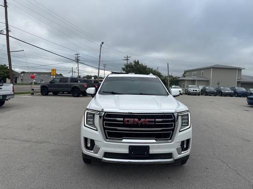 2021 GMC Yukon SLT