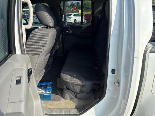 2018 Nissan Frontier Desert Runner