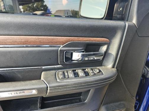 2014 RAM 1500 Laramie