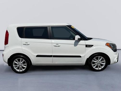 2013 Kia Soul Base