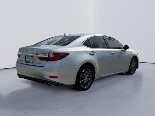 2017 Lexus ES 350 Base