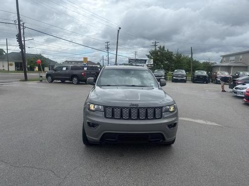 2021 Jeep Grand Cherokee Laredo