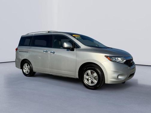 2017 Nissan Quest SV