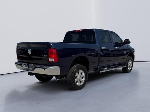 2017 RAM 2500 Tradesman Crew Cab 4x4 6'4' Box