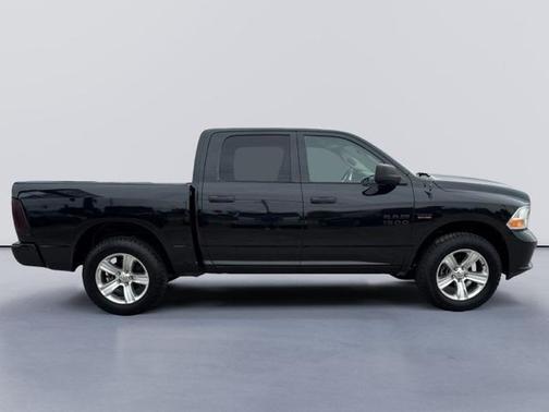 2016 RAM 1500 Tradesman/Express