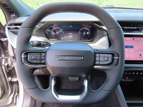 Sting-Gray Clearcoat 2026 Jeep Cherokee Limited