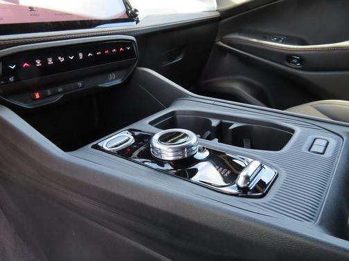 Sting-Gray Clearcoat 2026 Jeep Cherokee Limited