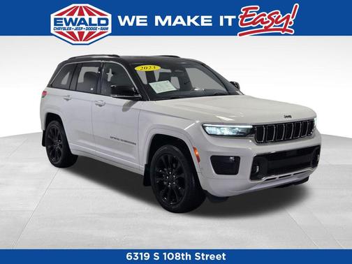 Bright White Clearcoat 2023 Jeep Grand Cherokee Overland