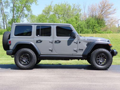 Sting-Gray Clearcoat 2023 Jeep Wrangler 4-Door High Tide 4x4