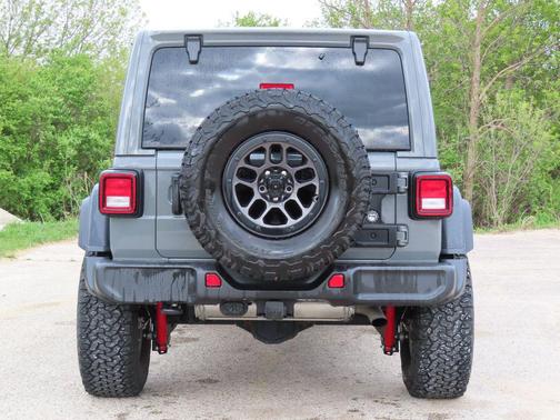 Sting-Gray Clearcoat 2023 Jeep Wrangler 4-Door High Tide 4x4