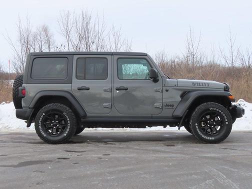 2022 Jeep Wrangler Willys
