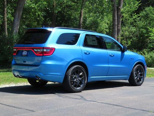B5 Blue 2026 Dodge Durango GT Premium AWD HEMI V8