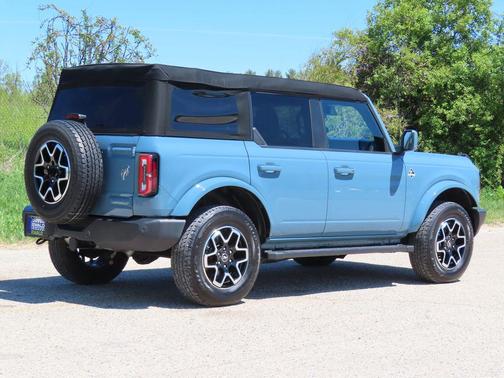 Area 51 2023 Ford Bronco Outer Banks