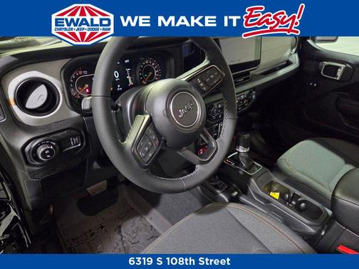 Black Clearcoat 2026 Jeep Gladiator Willys 4x4