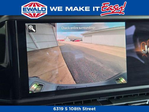 Black Clearcoat 2026 Jeep Gladiator Willys 4x4