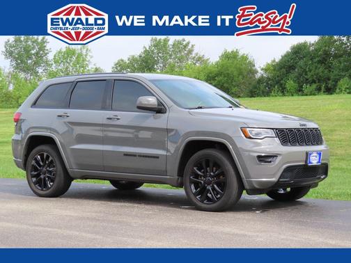 Sting-Gray Clearcoat 2020 Jeep Grand Cherokee Altitude